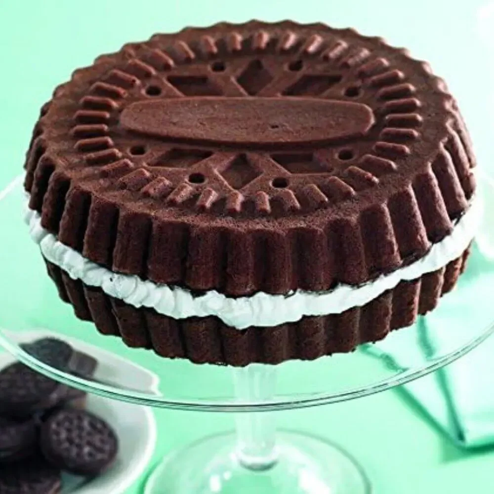 Nordic Ware Cake Pan Set Cream Filled Sandwich Cookie Wafer with Box